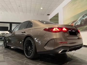 Mercedes Klasa E W214 Sedan 2.0 220d 197KM 2025 E Klasa 220 d 4-Matic AMG 2.0 197KM 2025, zdjęcie 1