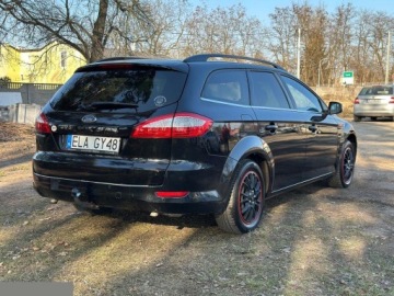 Ford Mondeo IV Kombi 2.3 Duratec 161KM 2010 Ford Mondeo SW 2.3 Silver X 161KM 2010r, zdjęcie 9
