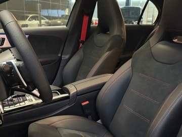 Mercedes Klasa A W177/V177 Hatchback AMG Facelifting 2.0 A35 306KM 2025 MERCEDES-BENZ A Klasa 35 AMG 4-Matic 2.0 (306KM) 2025, zdjęcie 4