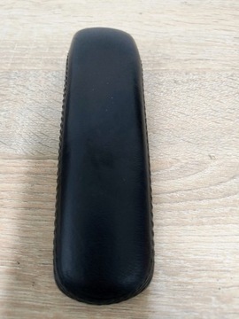 LOKETNÍ OPĚRKA DRŽÁK TUNELU AUDI TT 8J 8J0864209