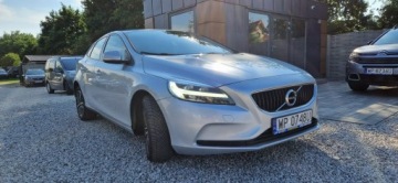 Volvo V40 II Hatchback Facelifting 2.0 D2 120KM 2019 Volvo V40 D2 Momentum, zdjęcie 8