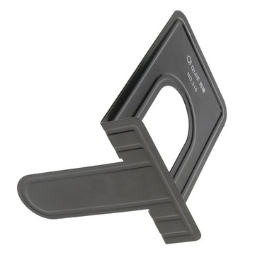 Настольный органайзер в виде утюга.