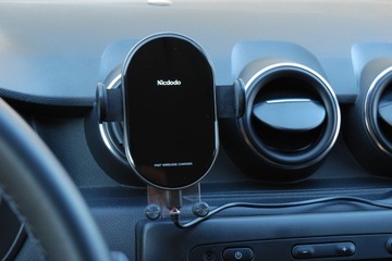 Держатель для зарядки телефона Dacia Duster 2