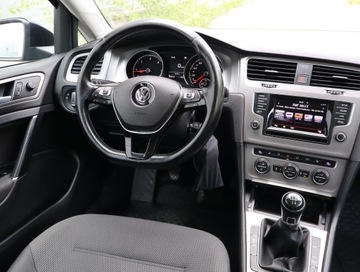 Volkswagen Golf VII Variant 1.6 TDI CR DPF BlueMotion Technology 105KM 2014 VW Golf 1.6 TDI, Xenon, Bi-Xenon, Klima, zdjęcie 6
