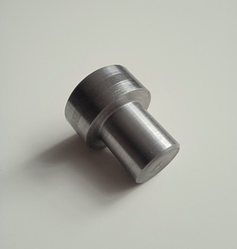 Pin pod ścisk spawalniczy system 16