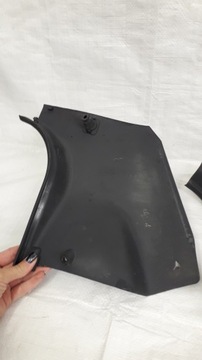 8D1867271A OSLONA SLUPKA LEWY PRZOD AUDI A5 B5