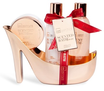 ZESTAW KOSMETYKÓW DO PIELĘGNACJI CIAŁA I KĄPIELI