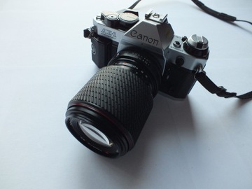 Canon AE-1 Program + Tokina SD 70-210 mm 1:4-5.6