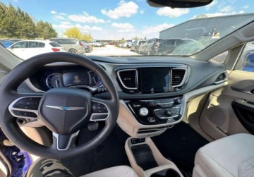 Chrysler Pacifica II 2018 Chrysler Pacifica 2018 Chrysler Pacifica HYBRID TOURING PLUS auto w Polsce, zdjęcie 10