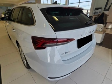 Skoda Octavia IV Kombi 2.0 TDI 150KM 2026 SKODA Octavia Selection 2.0 TDI DSG Combi 150KM 2026, zdjęcie 2