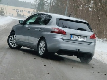 Peugeot 308 II Hatchback 5d 1.2 PureTech 130KM 2017 Peugeot 308 T9 1.2 Benzyna 131KM, zdjęcie 12