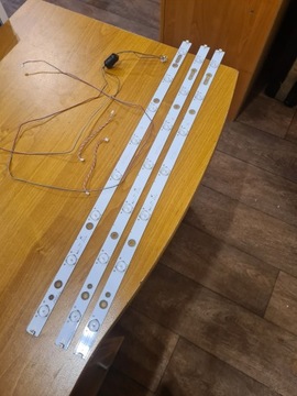 СВЕТОДИОДНАЯ ЛЕНТА 4C-LB32L7-YH1 С ТЕЛЕВИЗОРОМ THOMSON 32HW3323