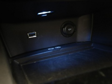 Peugeot 3008 II Plug-In Hybrid HYbrid 225 PHEV 225KM 2020 Peugeot 3008 FV23% PHEV lift półskóra navi, zdjęcie 29