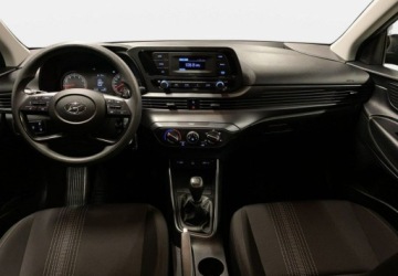 Hyundai i20 III Hatchback 1.2 MPI 84KM 2022 Hyundai i20 Pure 1.2 84KM M5 202223r., Salon PL, VAT 23 1.2 Benzyna 84KM, zdjęcie 14