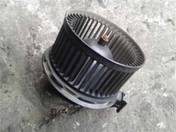 ВЕНТИЛЯТОР ОТОПИТЕЛЯ FORD FIESTA MK7 0130115551