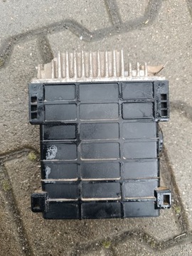 JEDNOTKA MOTORU MERCEDES 190 W201 1.8 0105455732 MODUL ŘÍZENÍ