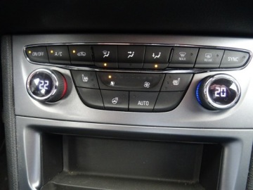 Opel Insignia II Sports Tourer 2.0 CDTI 170KM 2019 Opel Insignia 2.0 170KM, Krajowy, VAT-23%, zdjęcie 15