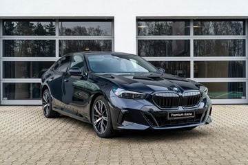 BMW Seria 5 G90-91 Sedan Plug-In 3.0 50e 489KM 2025 BMW 550 xDrive Sedan Dostępny od ręki!, zdjęcie 4