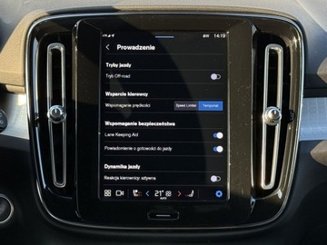 Volvo XC40 Crossover Facelifting 2.0 B3 163KM 2022 Volvo XC 40 XC40 B3 Benzyna | Plus Dark | Salon Po, zdjęcie 13