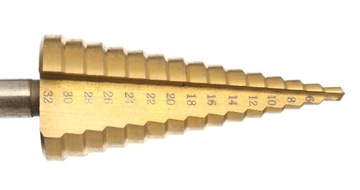 НАБОР СТУПЕНОЧНЫХ КОНИЧЕСКИХ СВЕРЛ 3EL 4-32 КАССЕТА