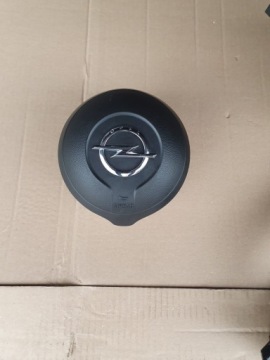 Консоль Opel Adam, преднатяжители подушек безопасности