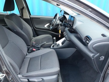 Toyota Yaris IV Hatchback 1.5 Dynamic Force 125KM 2023 Toyota Yaris 1,5-Dual-VVT-iE IV (2020-) 1.5VVT-i 1, zdjęcie 9