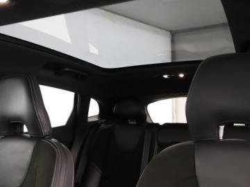 Volvo V40 II Hatchback Facelifting 2.0 T3 152KM 2017 Volvo V40 full LED skóra/alcantara navi grzane, zdjęcie 33