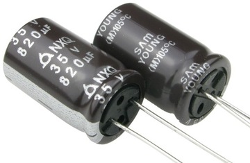 Kondensator elektrolityczny 820uF/35V LOW ESR SamYoung NXQ /3024