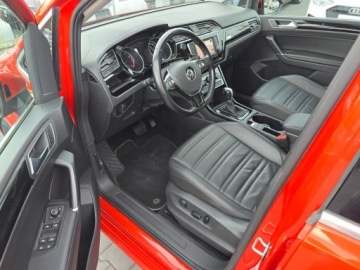 Volkswagen Touran III 1.4 TSI 150KM 2016 Volkswagen Touran HIGHLINE 1.4TSI 150KM Automat 7-, zdjęcie 9