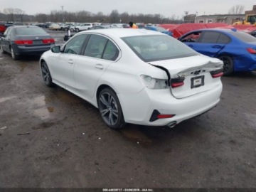 BMW Seria 3 G20-G21 2022 BMW Seria 3 330i xDrive 2022 2.0 Benzyna 255KM, zdjęcie 3