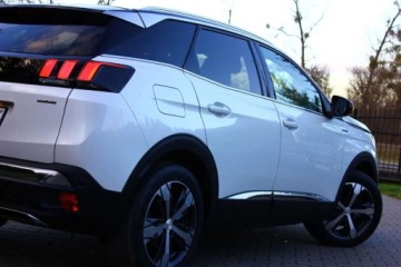 Peugeot 3008 II Crossover 1.5 BlueHDI 130KM 2020 Peugeot 3008 1.5 HDI 130KM GT Panorama Full Led Navi-Kamera Bezwypadkowy F, zdjęcie 13