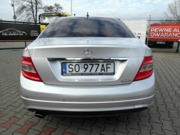 Mercedes Klasa C W204 Limuzyna 1.8 200 K 184KM 2008 Mercedes-Benz Klasa C AMG Avantgarde Kompressor Doinwestowany 1.8 Benzyna, zdjęcie 11