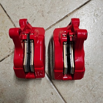 Harley Davidson, Тормозные суппорты Brembo, красные передние, новые.