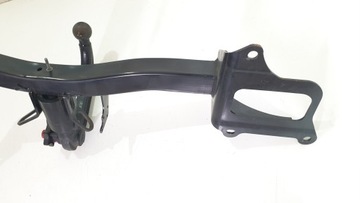 СЪЕМНЫЙ БУКСИРОВОЧНЫЙ КРЮК TESLA 3 1137916-00-B