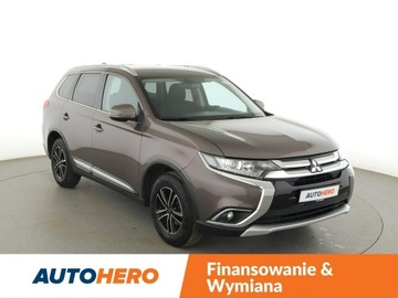 Mitsubishi Outlander III SUV Facelifting 2017 2.0 150KM 2017 Mitsubishi Outlander kamera grzane fotele, zdjęcie 9