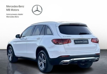 Mercedes GLC C253 SUV Facelifting 2.0 200d 163KM 2022 Mercedes-Benz GLC 4Matic Salon PL Kamera Android Auto Pamiec foteli MBUX F, zdjęcie 2