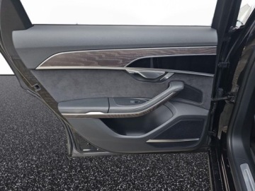 Audi A8 D5 Sedan Facelifting 3.0 55 TFSI 340KM 2023 Audi A8 pneumatyka, panoramiczny dach, kamery 360, BO, head up 3.0 Benzyna, zdjęcie 28