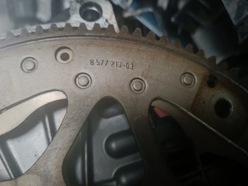 BMW 5 2,0D KOLO SETRVAČNÍK 857721303