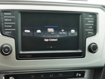 Volkswagen Passat B8 Limousine 1.6 TDI BlueMotion Technology 120KM 2017 VW PASSAT 1.6 TDI Comfortline , Pakiet R-line, Automat, 2x Klucz, Nawigacja, zdjęcie 15