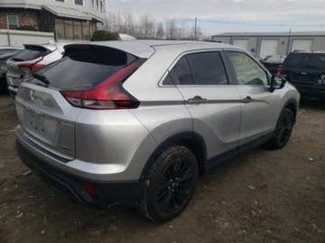 Mitsubishi Eclipse Cross 2022 Mitsubishi Eclipse Cross MITSUBISHI ECLIPSE CROSS LE, 2022r., 4x4, 1.5L 1.5, zdjęcie 3