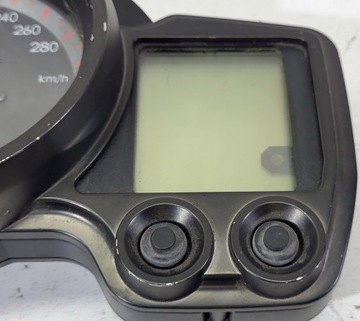 Страница часов Yamaha FJR 1300 2006-2012