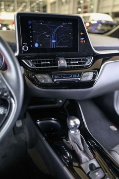 Toyota C-HR I Crossover Facelifting 1.8 Hybrid 122KM 2023 Toyota C-HR 1.8 Hybrid GPF GR Sport 1.8 Hybryda 122KM, zdjęcie 12