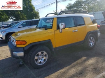 Toyota FJ Cruiser 4.0 239KM 2007 Toyota FJ Base 2007 4.0 Benzyna 239KM