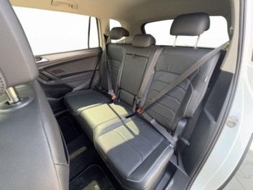 Volkswagen Tiguan Allspace SUV Facelifting 2.0 TSI 245KM 2022 Volkswagen Tiguan Allspace Allspace 2.0 TSI 4Motion DSG 245 KM Gwarancja, zdjęcie 26