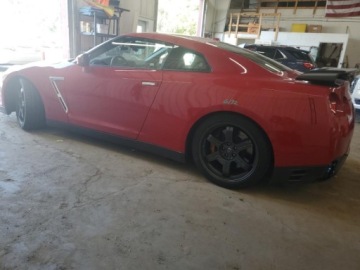 Nissan GT-R 2015 Nissan GT-R 2015, GT-R Premium, od ubezpieczalni 3.8 Benzyna 570KM, zdjęcie 5