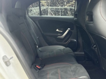 Mercedes Klasa A W177/V177 Hatchback Facelifting 1.3 200 163KM 2025 MERCEDES-BENZ A Klasa 200 AMG Line 1.3 (163KM) 2025, zdjęcie 13