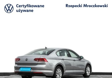 Volkswagen Passat B8 Variant Facelifting 1.5 TSI EVO 150KM 2022 Volkswagen Passat 1.5 TSI 150 KM Business Autoalarm Podgrzewane Fotele Cyf, zdjęcie 4