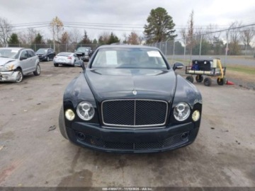 Bentley Mulsanne 2016 Bentley Mulsanne Speed 2016 6.8 Benzyna 530KM, zdjęcie 7