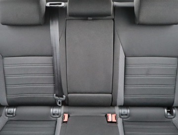 Skoda Octavia III Kombi Facelifting 1.6 TDI 115KM 2018 Skoda Octavia 1.6 TDI, DSG, VAT 23%, Navi, Klima, zdjęcie 9