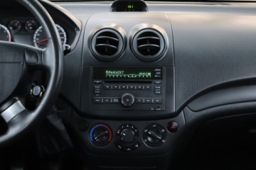 Chevrolet Aveo T250 Sedan 1.2 DOHC 84KM 2010 Chevrolet Aveo 1.2 i 16V, Salon Polska, Klima, zdjęcie 11